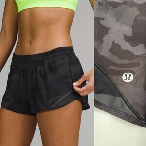 Lululemon Hotty Hot Short, Camo Black, Women Size 12, Grey Mesh Liner